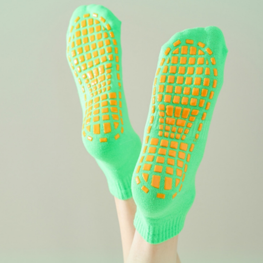 Random 5 Pairs of Trampoline S - Trampoline Park Sock review and price