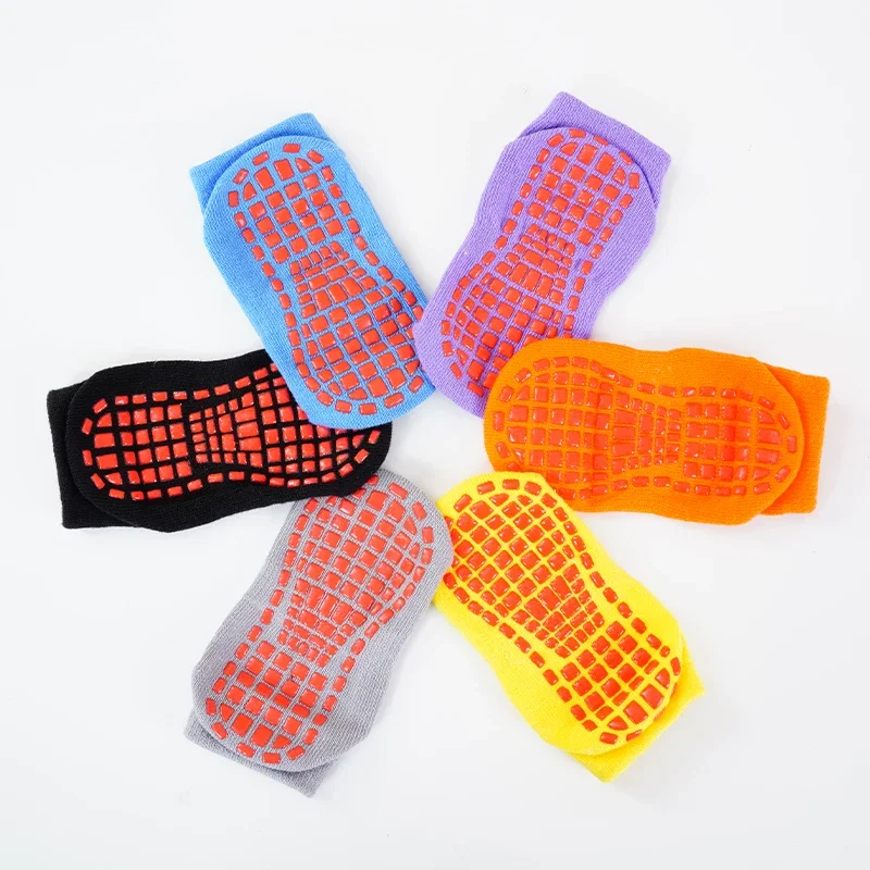 Kids Adults Anti-Slip Sock Tra - Trampoline Park Sock review and price