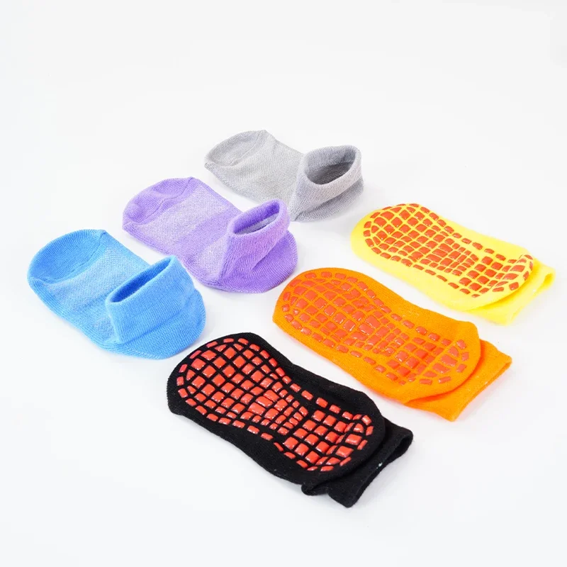 Kids Adults Anti-Slip Sock Tra - Trampoline Park Sock review and price
